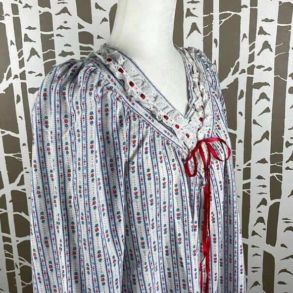 Vintage 70s Ditsy Floral Print Flannel House Dress Nightgown - Picture 6 of 9
